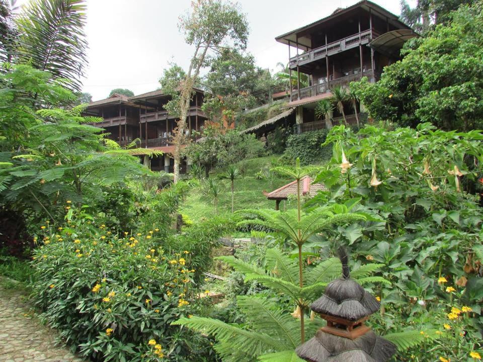 Green Valley Resort Bandungan Zewnętrze zdjęcie