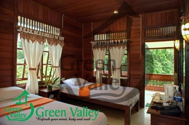Green Valley Resort Bandungan Zewnętrze zdjęcie