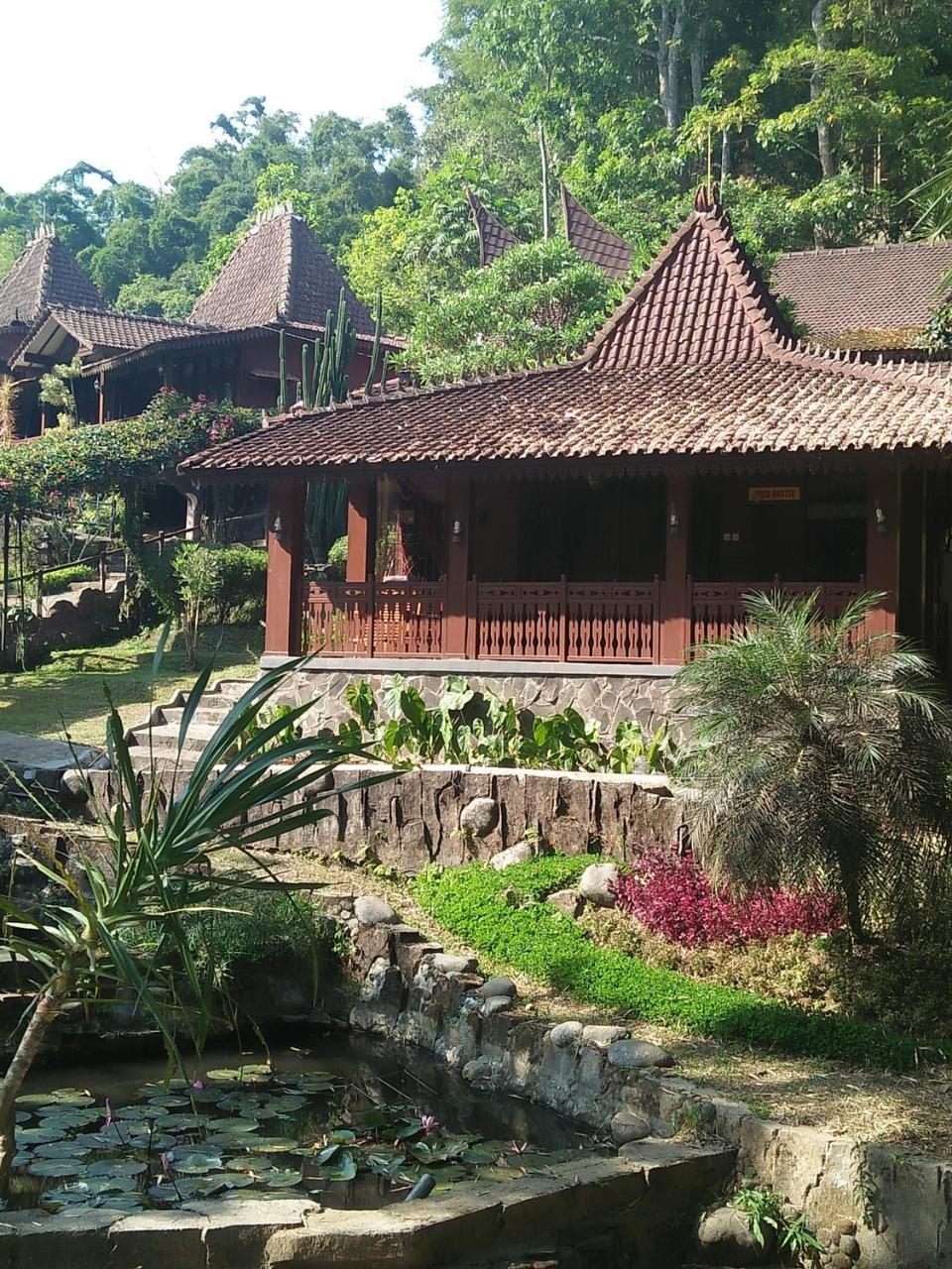 Green Valley Resort Bandungan Zewnętrze zdjęcie