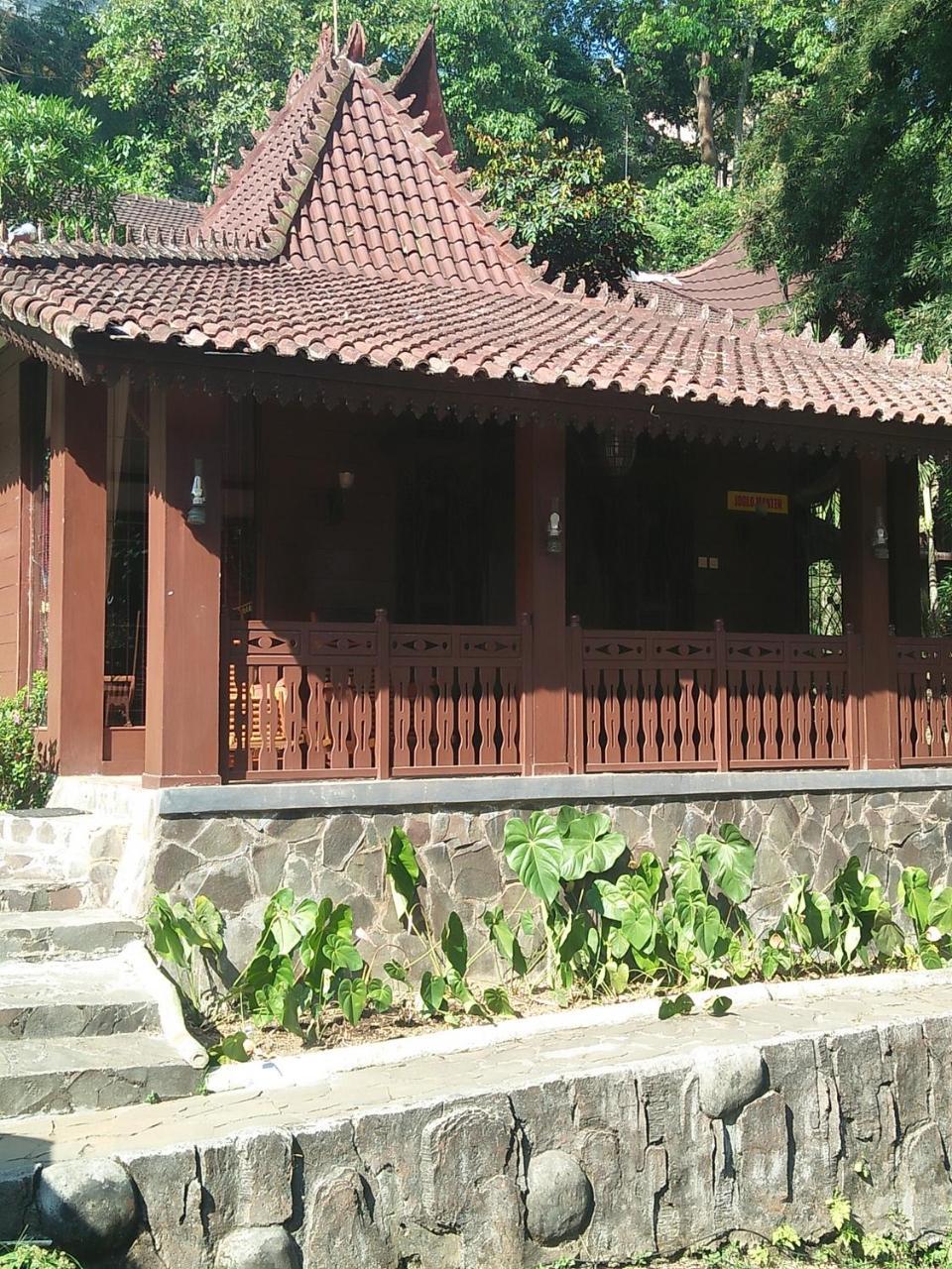 Green Valley Resort Bandungan Zewnętrze zdjęcie