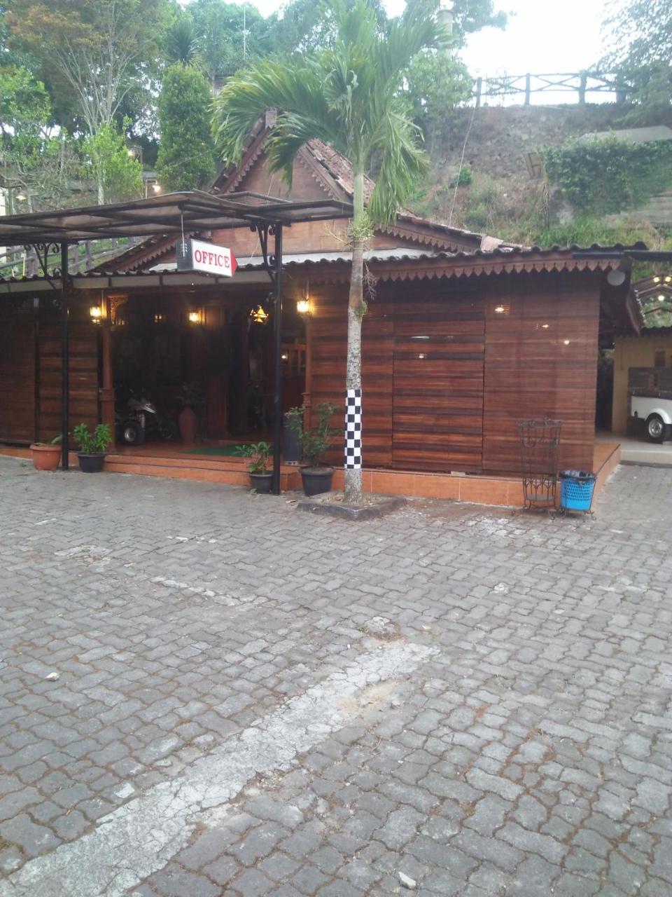 Green Valley Resort Bandungan Zewnętrze zdjęcie