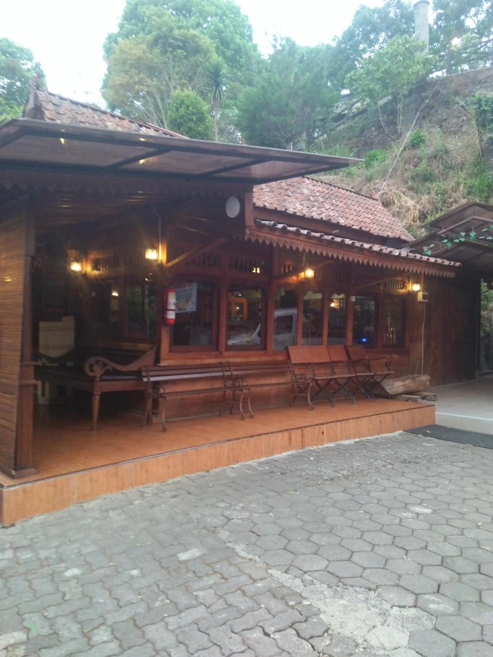 Green Valley Resort Bandungan Zewnętrze zdjęcie